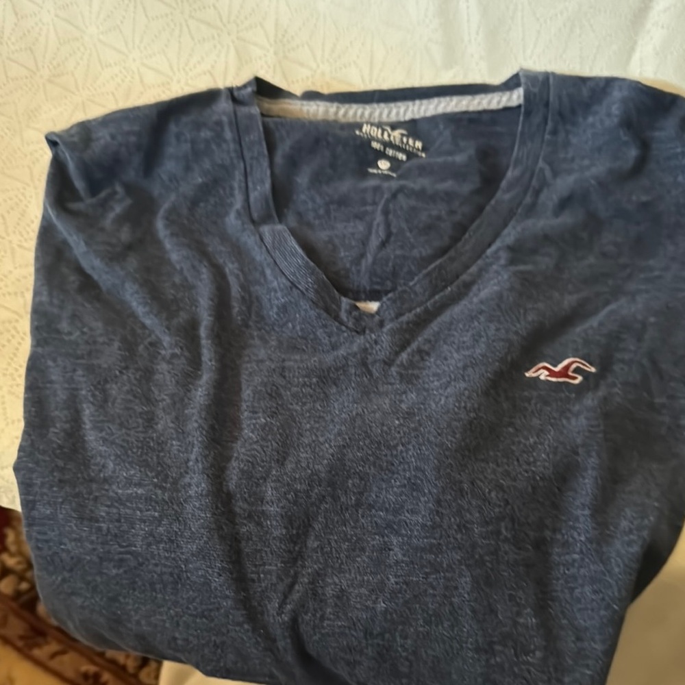 Hollister Men's Blue Sweater